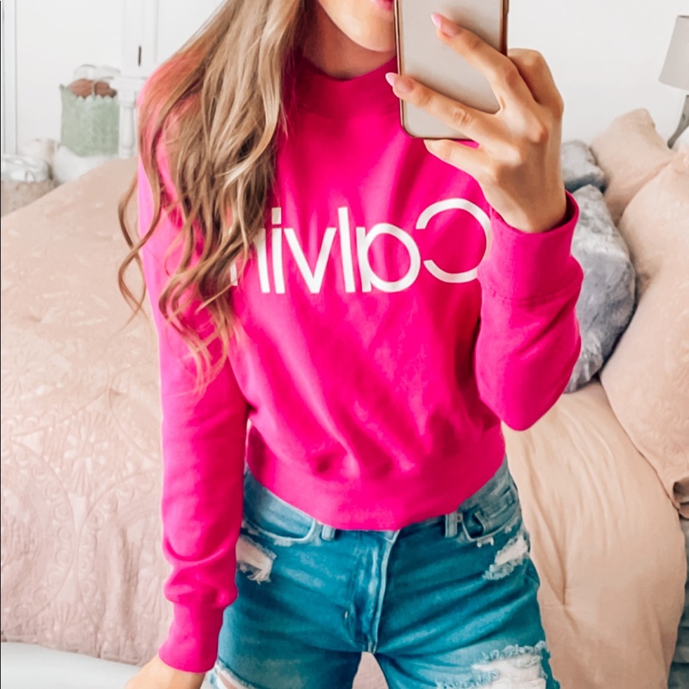 Magenta Pink Spell-Out Crewneck Sweatshirt